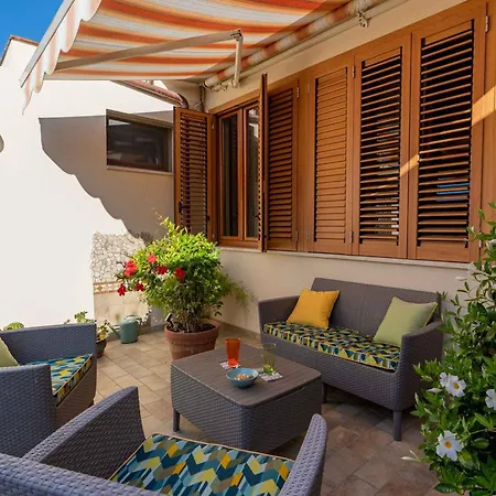 Sunny Courtyard *