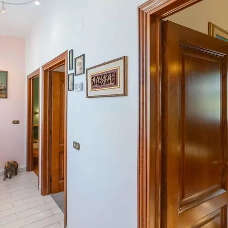 Lägenhet Sunny Courtyard Piombino