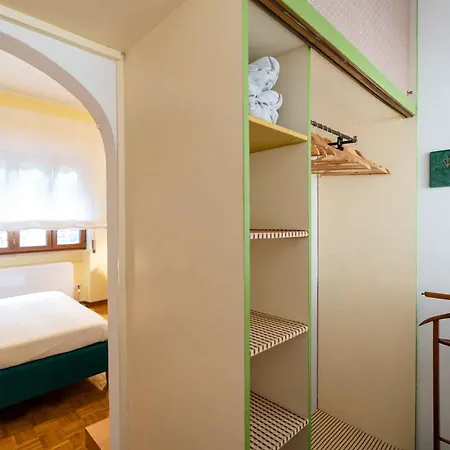 Lägenhet Sunny Courtyard