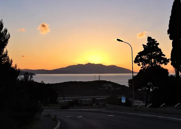 شقة Sunny Courtyard بيومبينوا